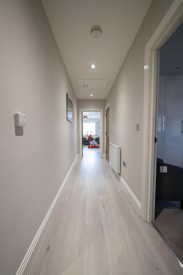 Helios Court Penthouse Serviced Apartment By Ferndale Maidenhead Luaran gambar